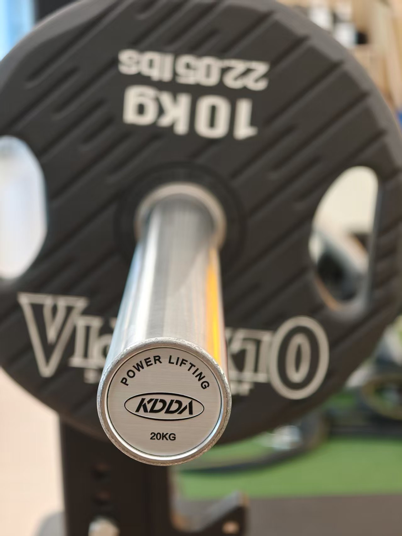 OXYGEN氧气健身 KDDA 奥杆20kg + Viking配重片 Olympic Barbell 20kg / Viking Plates 作用部位全身 / 自由重量训练 用法20kg标准奥杆，Viking铸铁片。自